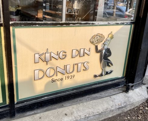 KingPin Donuts by null