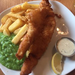 The Greyhound Inn - Fish and chips - good and plenty!