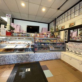 Cafe Tapioca - the interior of a cafe - Cafes Near Me - Hercules, California Cafe Tapioca - the interior of a cafe - Cafes Near Me - Hercules, California