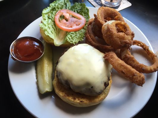 Woodman's Bar & Grill by null