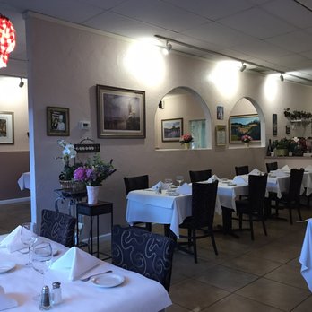 Max's Grill - Cute and cozy interior! - Seafood Near Me - Pacific Grove, California Max's Grill - Cute and cozy interior! - Seafood Near Me - Pacific Grove, California