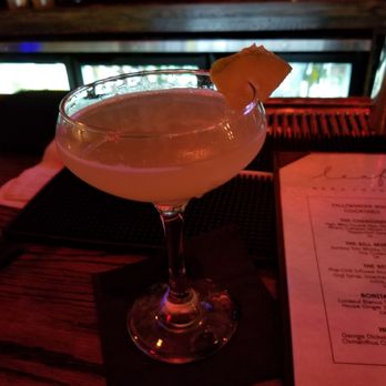 Leaf Bar & Lounge - Lounges Near Me - Flushing, New York