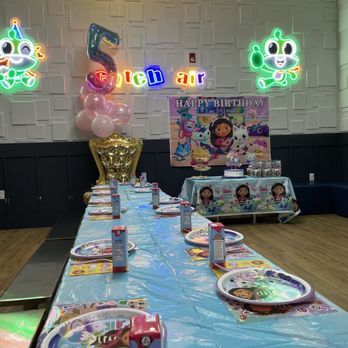 Catch Air - Beautiful space | Private Room - Indoor Playcenter Near Me - Nanuet, New York