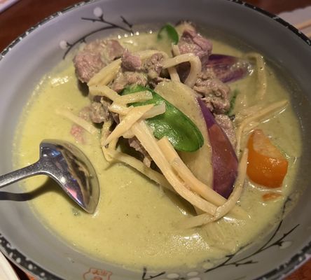 Royal Thai by null
