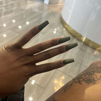 Royal Nail Lounge - Nail Salons Near Me - Buckeye, Arizona