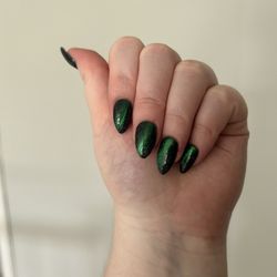 Luxury Nails Studio - Northern light nails