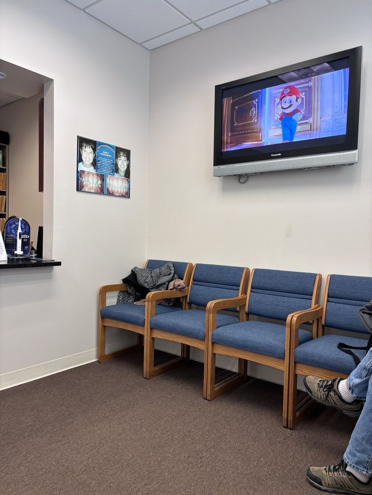 SHEN DENTAL CARE Updated September 2024 10 Reviews 33 S Villa Ave