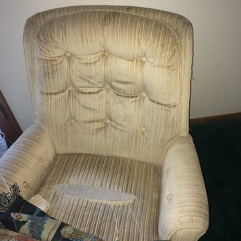 Grey Squirrel Resort & Vacation Rental Homes - Our lovely chair in the "molly" cabin. - Big Bear Lake, CA