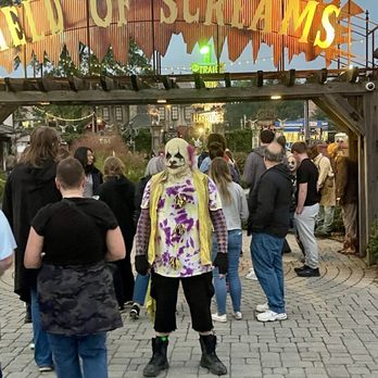 Field of Screams - Haunted Houses Near Me - Mountville, Pennsylvania