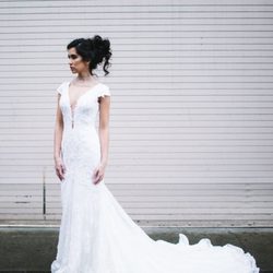 IDINA Bride