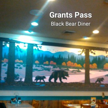 Black Bear Diner - Grants Pass - Beautiful artwork - American Near Me - Grants Pass, Oregon