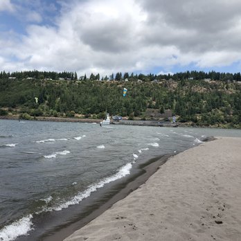 Kite the Gorge - Kiteboarding with "Kite The Gorge" Kiteboarding school at Hood River, Oregon - Kiteboarding Near Me Kite the Gorge - Kiteboarding with "Kite The Gorge" Kiteboarding school at Hood River, Oregon - Kiteboarding Near Me