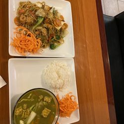 Lee’s Thai - Green Curry Drunken Fresh Ramen Noodles
