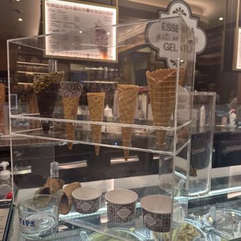 Chef Express IL Bistrot - Gelato and cannoli station - Coffee & Tea Near Me - Rome, RM