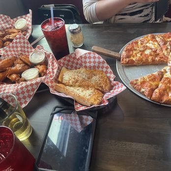 Straw Hat Pizza - Goodness all around - Pizza Near Me - Bakersfield, California Straw Hat Pizza - Goodness all around - Pizza Near Me - Bakersfield, California
