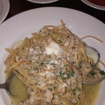 Giacomo's - Linguine with clams - Italian Near Me - Melrose, Massachusetts