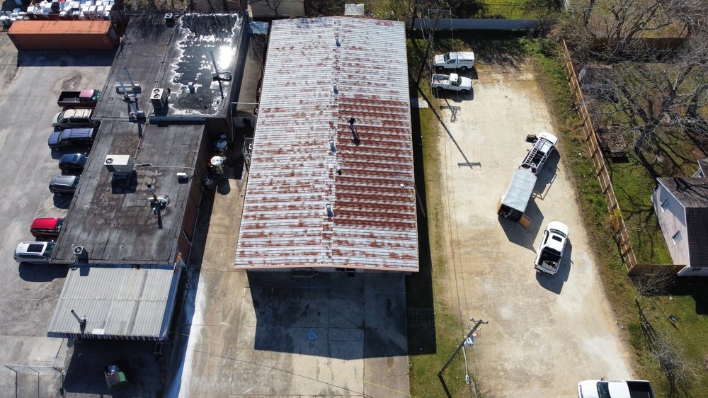 Slide of BD Roofing & Contracting