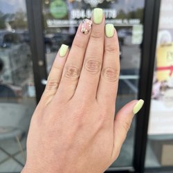Posh Nail Lounge - Acrylic fill
