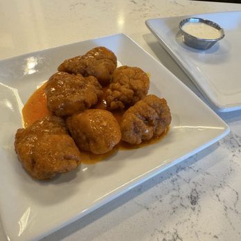 Ruby Tuesday - Chicken buffalo bites - American Near Me - Greensboro, North Carolina
