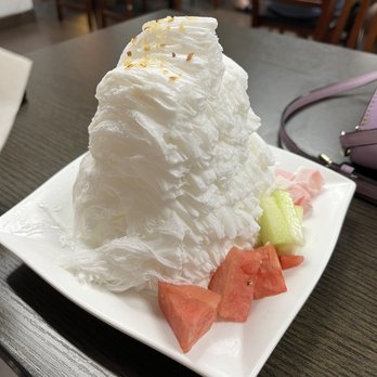 Frostcity - Haupia - Desserts Near Me - Honolulu, Hawaii