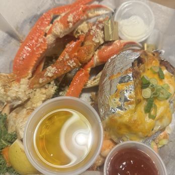 Riggins Crabhouse - Seafood Markets Near Me - Lantana, Florida Riggins Crabhouse - Seafood Markets Near Me - Lantana, Florida