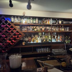 The Vintage Hangout - Bar