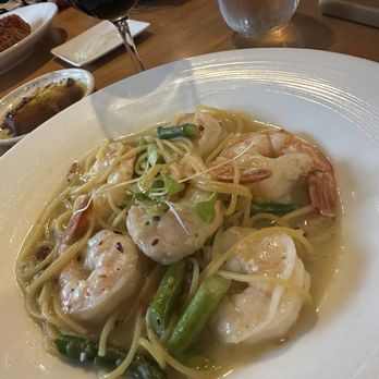 Fresco Italian Restaurant - Garlic shrimp pasta - Italian Near Me - Honolulu, Hawaii Fresco Italian Restaurant - Garlic shrimp pasta - Italian Near Me - Honolulu, Hawaii