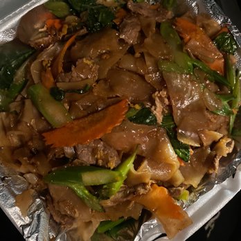Thai Noodle House & BBQ - Pad See Ew - Thai Near Me - Whittier, California Thai Noodle House & BBQ - Pad See Ew - Thai Near Me - Whittier, California