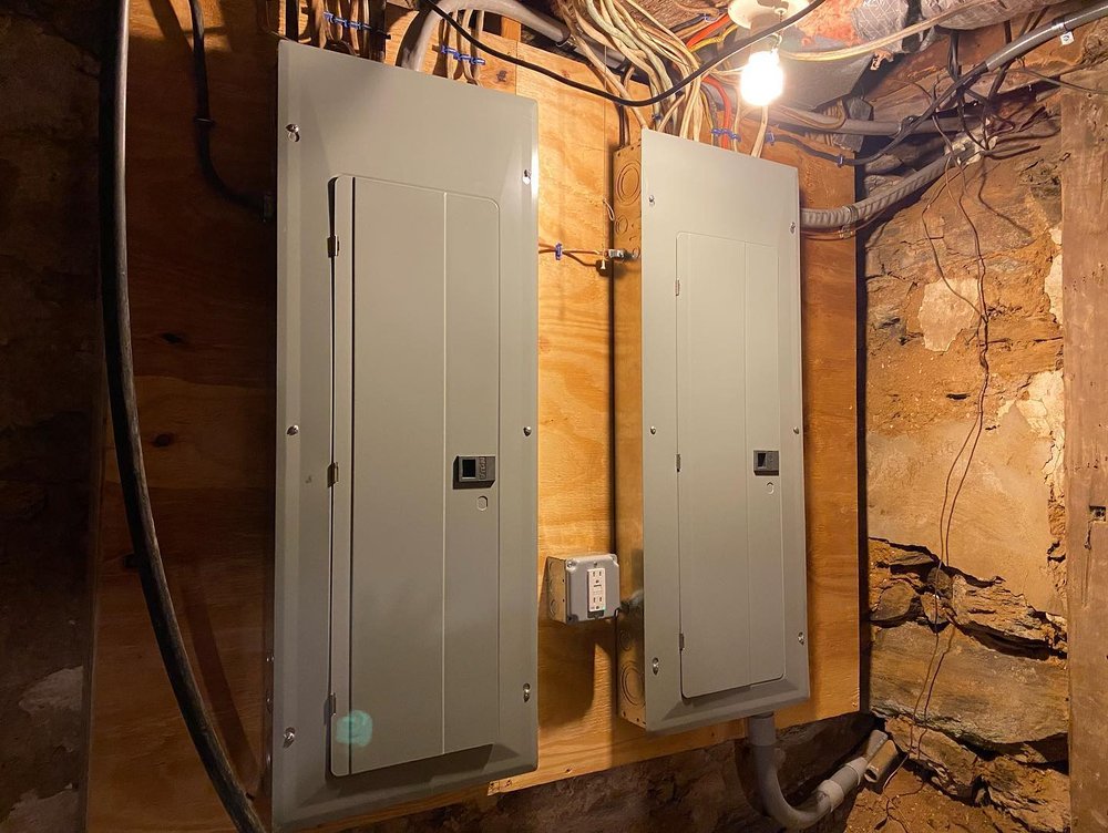 Slide of Machine Emergency Electrician