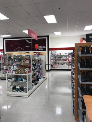 TJ MAXX - Updated January 2026 - 14 Photos - 25 Robert Dr, Easton