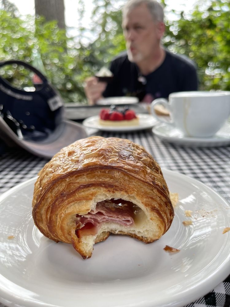 Seabiscuit Bakery, Langley Roadtrippers