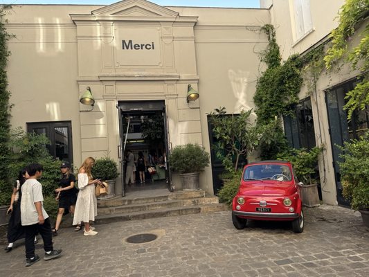 Merci by null