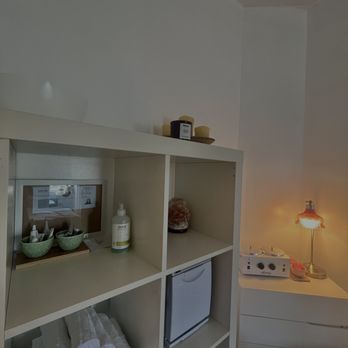 Calm Cove - Skin Care Near Me - Santa Barbara, California Calm Cove - Skin Care Near Me - Santa Barbara, California