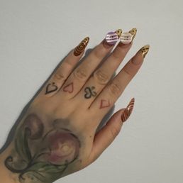 Acrylic fill + design