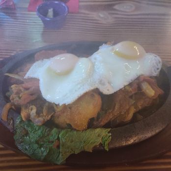 La Choza Del Gordo - Bistec A La Criolla - Colombian Near Me - Bellerose, New York La Choza Del Gordo - Bistec A La Criolla - Colombian Near Me - Bellerose, New York
