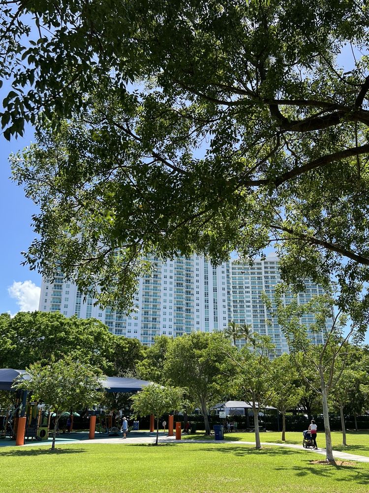 Veterans Park Image