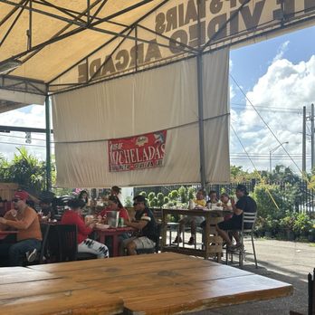 El Tiburon - Seafood Near Me - Ft Lauderdale, Florida