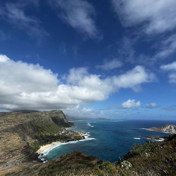 Makapu'u Point Lighthouse Trail - Hiking Near Me - Honolulu, Hawaii