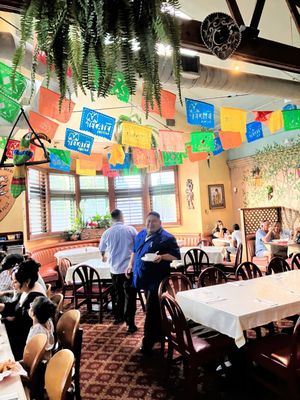 Paco's Tacos Cantina by null