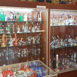 Fresno Cigarettes & Cigars - Amazing water pipes. Very inexpensive!