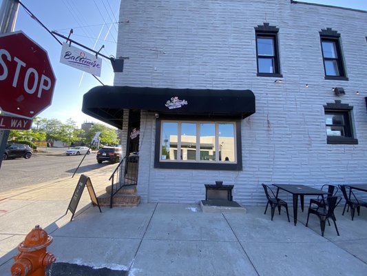 So Baltimore Sports Bar & Lounge by null