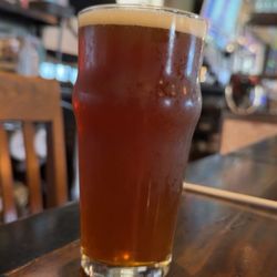 Summit Smokehouse & Tap Room - Brewery onsite