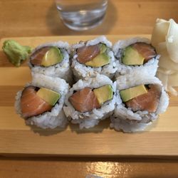 Salmon avocado roll
