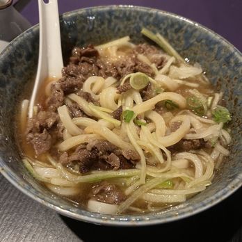 Sen Zushi - Beef udon with saucy broth - Japanese Near Me - Victoria, British Columbia Sen Zushi - Beef udon with saucy broth - Japanese Near Me - Victoria, British Columbia