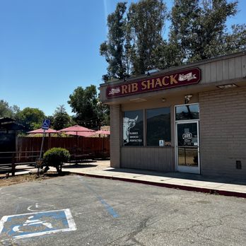 The Rib Shack - BBQ with both indoor and outdoor seating. - Barbeque Near Me - Fallbrook, California The Rib Shack - BBQ with both indoor and outdoor seating. - Barbeque Near Me - Fallbrook, California