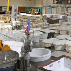 Tubz - Just 1 of 420 "Hands-On Feet-In" tubs on display. It doesn't show the 40 corner tubs and 25 walk-in tubs around the corner. gosh