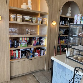 The Burrow Cafe and Play - Games to play - Coffee & Tea Near Me - Orlando, Florida