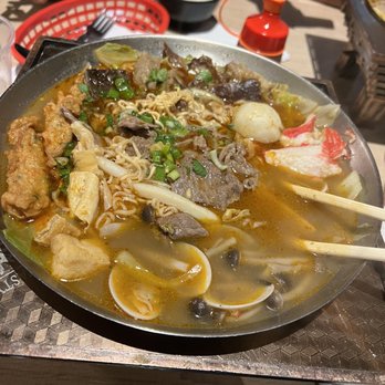 Tasty Pot - Taiwanese Supreme Spicy Hot Soup (Larger Size Pot) - Hot Pot Near Me - Glendale, Arizona Tasty Pot - Taiwanese Supreme Spicy Hot Soup (Larger Size Pot) - Hot Pot Near Me - Glendale, Arizona