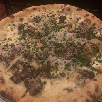 Sally - Mushroom pizza with caramelized onions - Pizza Near Me - Philadelphia, Pennsylvania