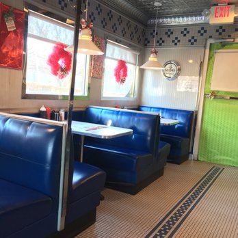 Patriots Diner - Diners Near Me - Woonsocket, Rhode Island